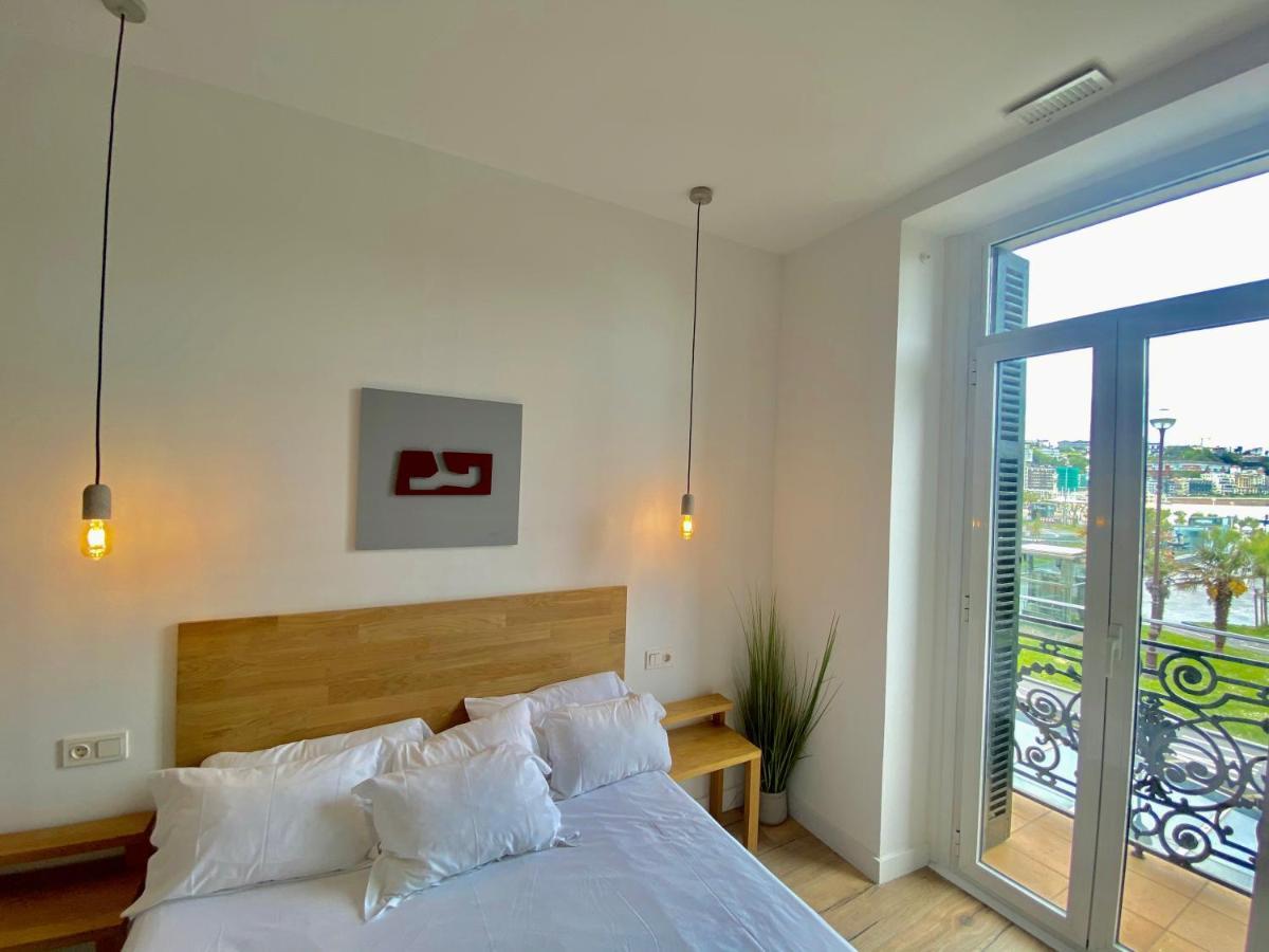 Mirandoalaconcha Rooms Сан Себастиан Екстериор снимка