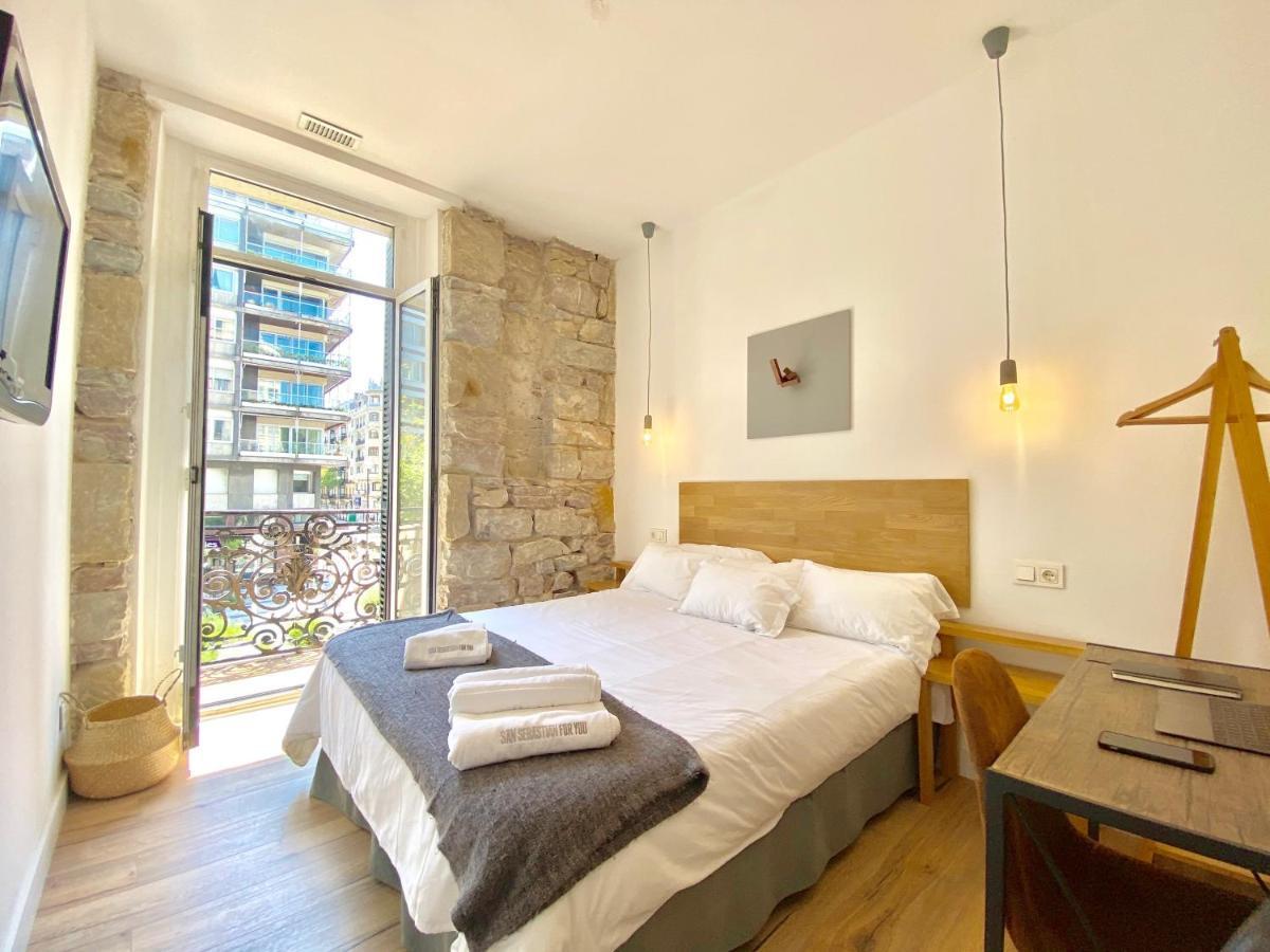 Mirandoalaconcha Rooms Сан Себастиан Екстериор снимка