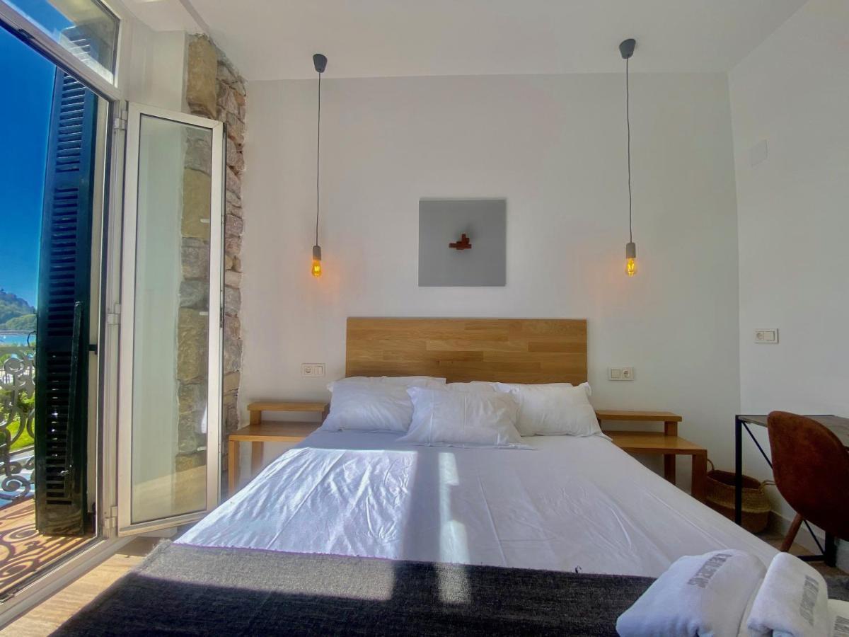 Mirandoalaconcha Rooms Сан Себастиан Екстериор снимка